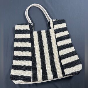 DSW Woven Tote Bag O0059